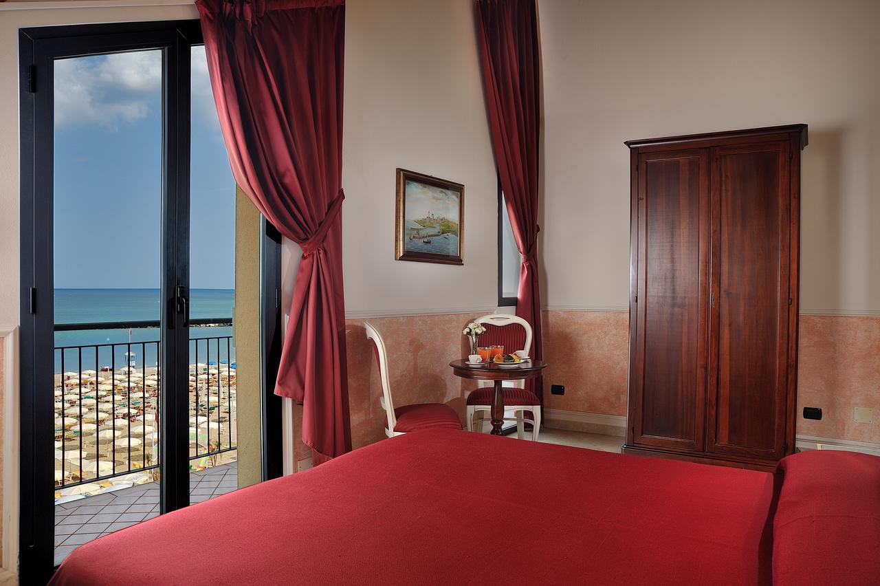 Hotel Bridge Bellaria-Igea Marina Luaran gambar